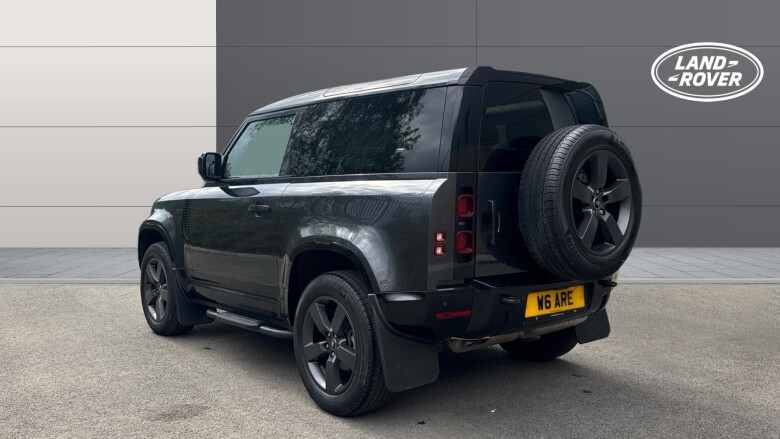 Land Rover Defender 3.0 D250 X-Dynamic HSE 90 3dr Auto Diesel Estate